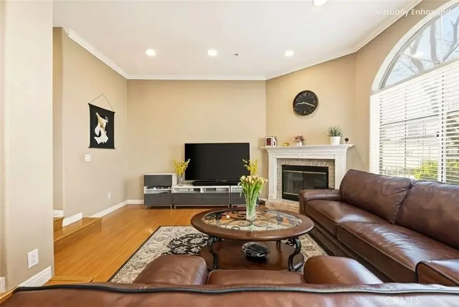 611 E Olive #106, Burbank, CA 91501 - #3