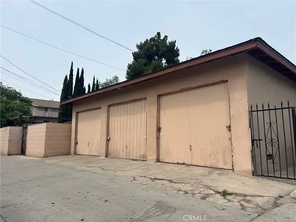 406 E Walnut, Santa Ana, CA 92701
