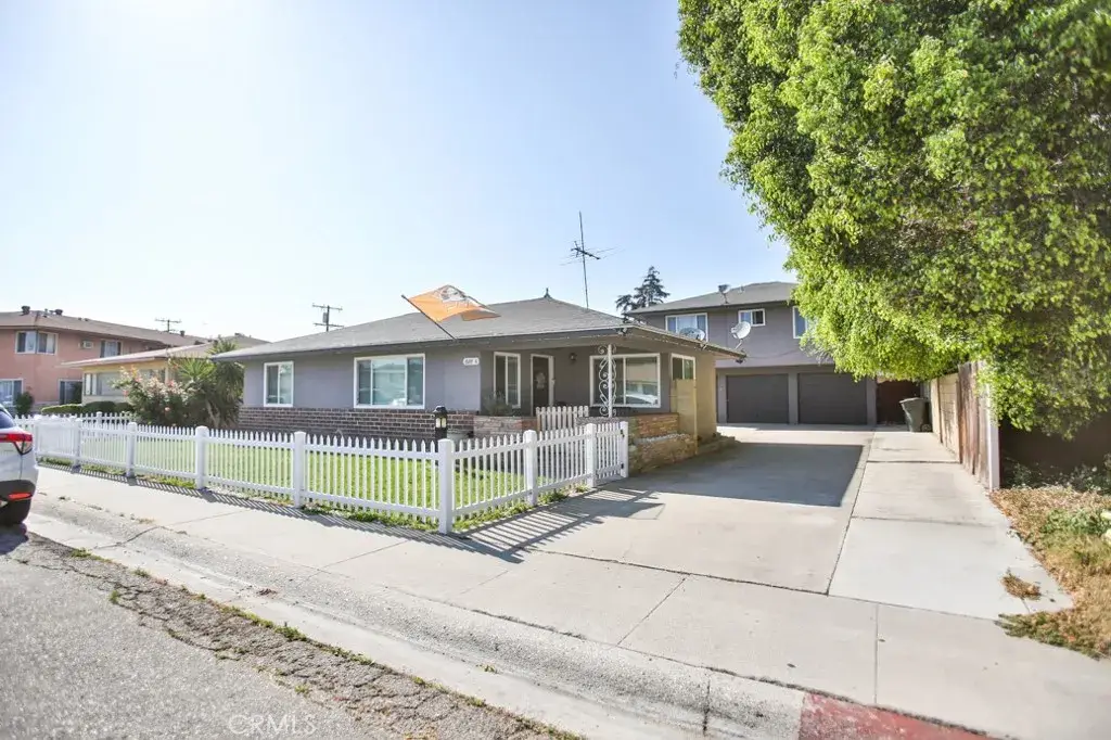 525 W Hampshire Avenue, Anaheim, CA 92805 - #1
