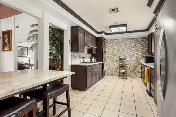 9315 Parrot, Downey, CA 90240