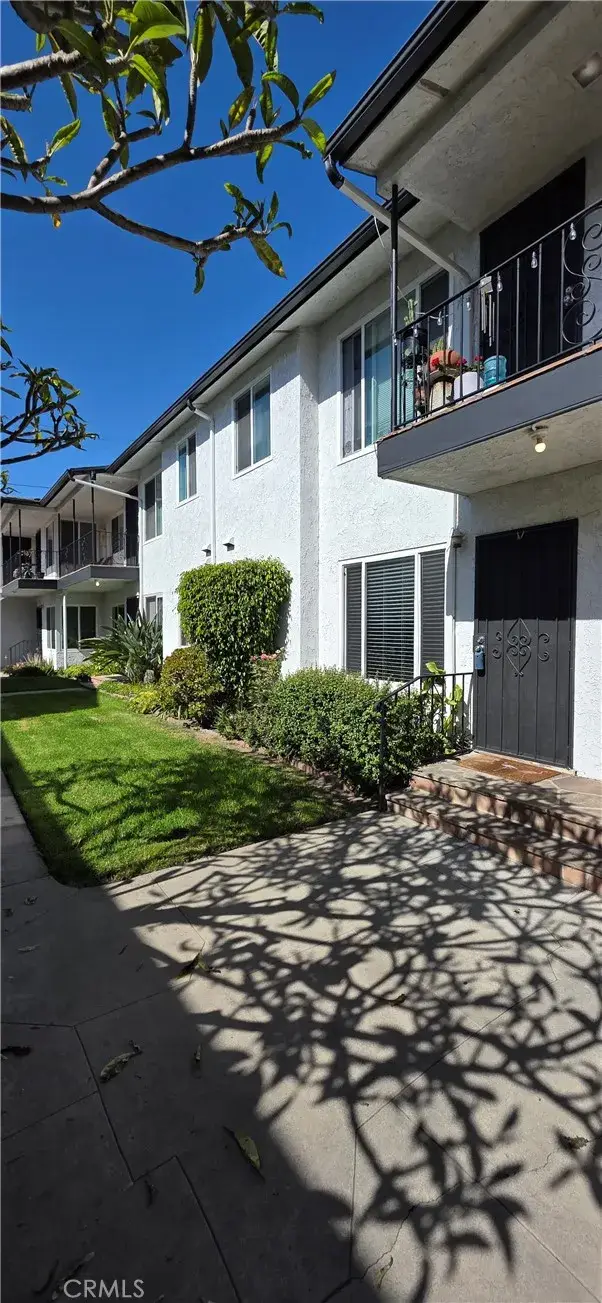 1057 E Appleton, Long Beach, CA 90802 - #2