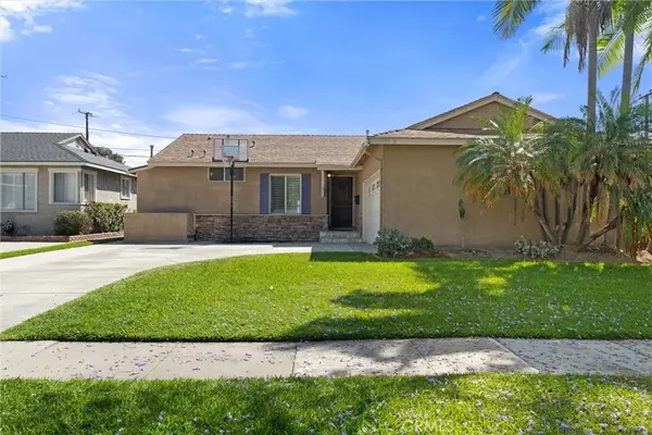 5724 Snowden Ave, Lakewood, CA 90713