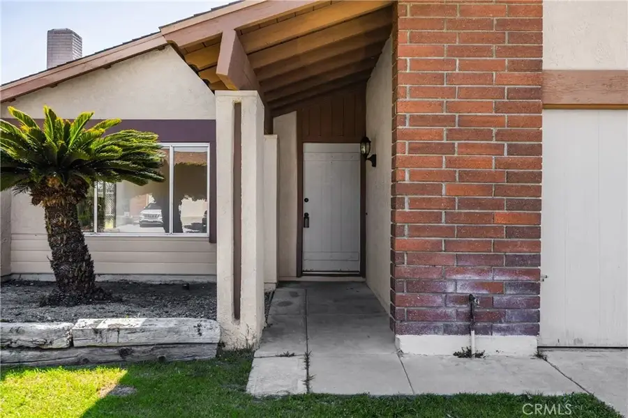 989 Oakdale, Corona, CA 92878 - #3