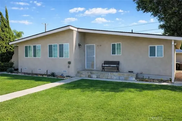 2126 E Center, Anaheim, CA 92806