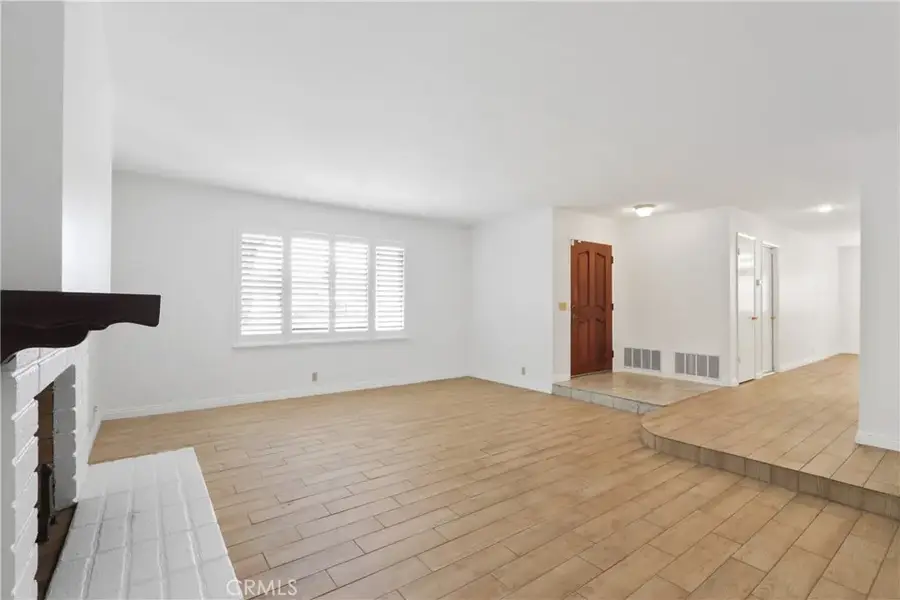 121 S Connie Circle, Anaheim, CA 92806 - #2