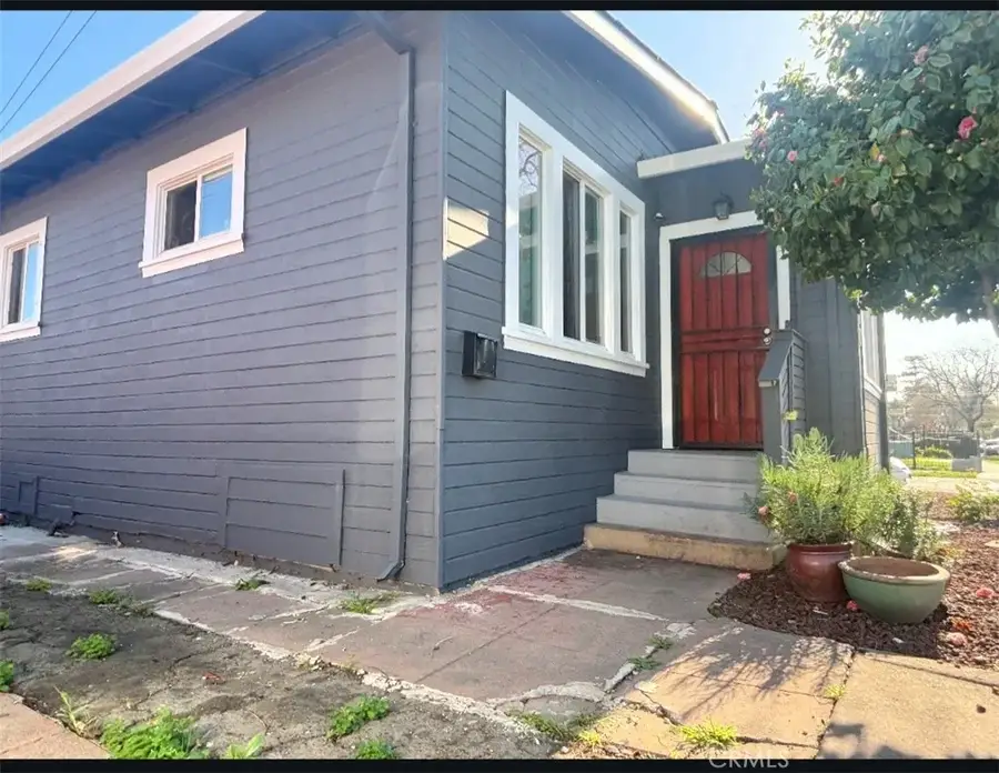 2000 82nd, Oakland, CA 94621 - #2