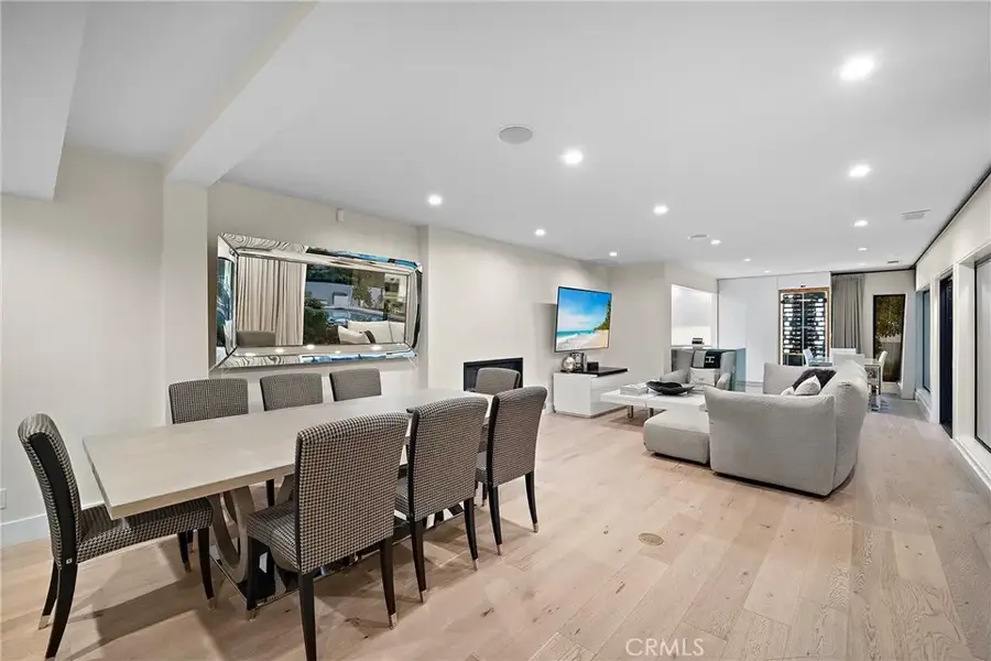 9621 Cedarbrook, Beverly Hills, CA 90210 - #3