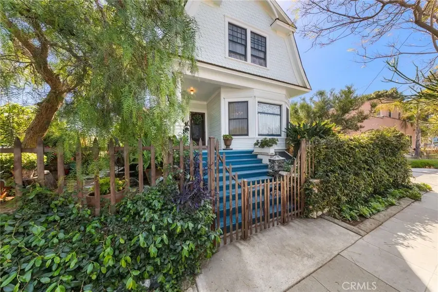 628 W 10th Street, Long Beach, CA 90813 - #3