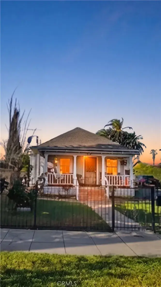 2944 6th, Riverside, CA 92507 - #3