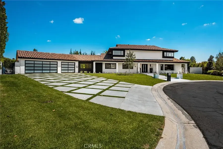 10282 Old Lamplighter Lane, Villa Park, CA 92861 - #2