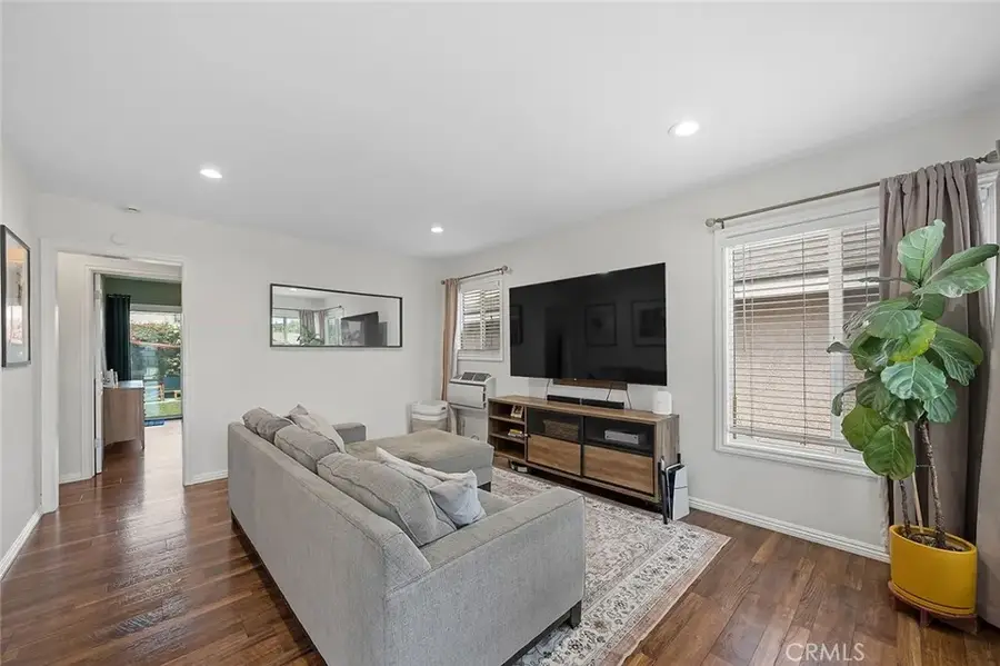 303 E Home, Long Beach, CA 90805 - #3