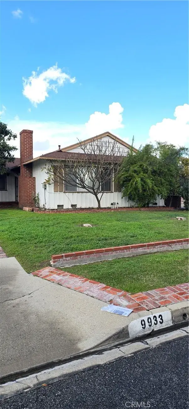 9933 Tristan, Downey, CA 90240 - #1