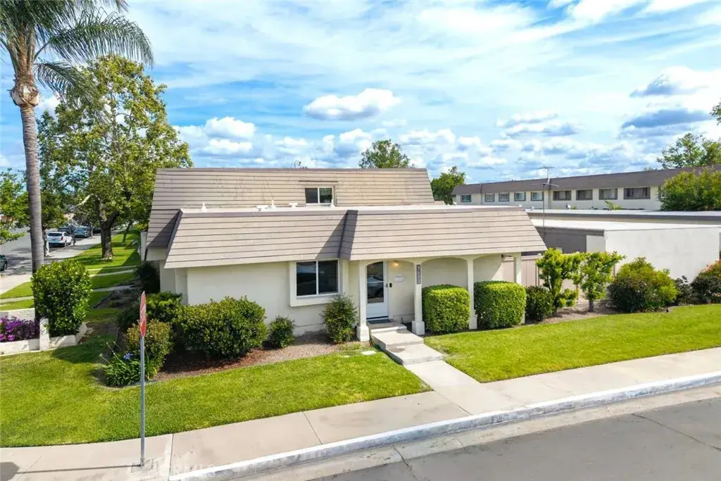 9692 Bloomfield, Cypress, CA 90630 - #1