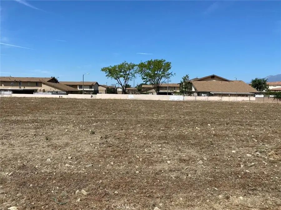 7890 Sierra, Fontana, CA 92336 - #3