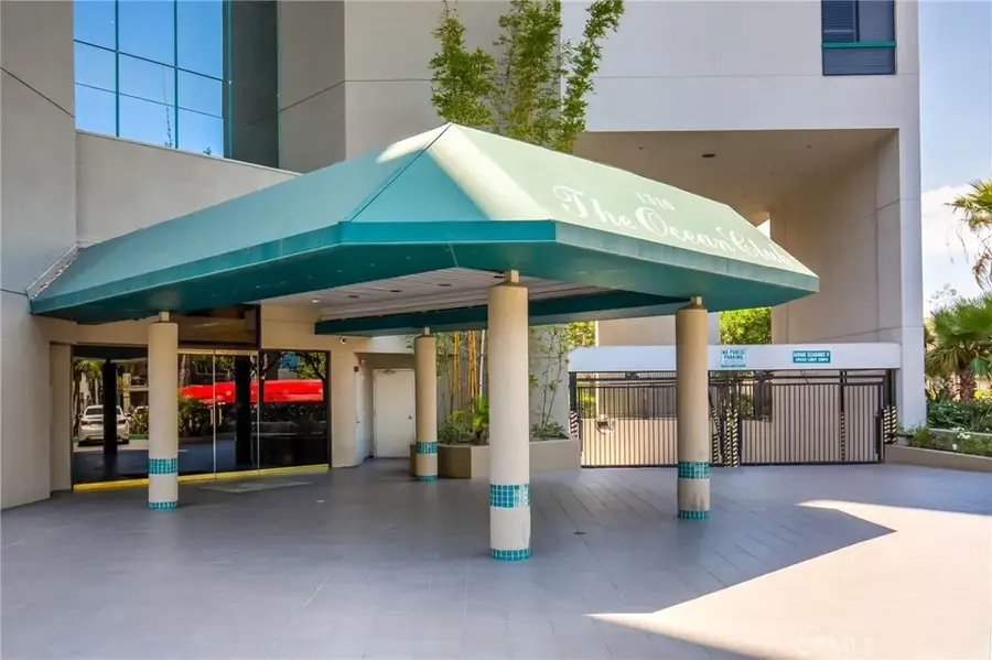 1310 E Ocean Boulevard #1604, Long Beach, CA 90802 - #2