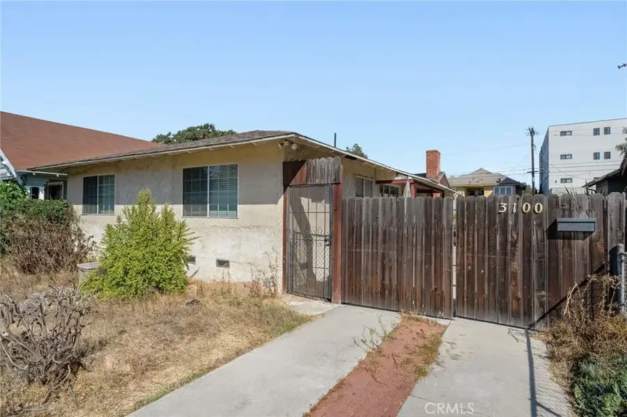 3100 Brighton, Los Angeles, CA 90018 - #3