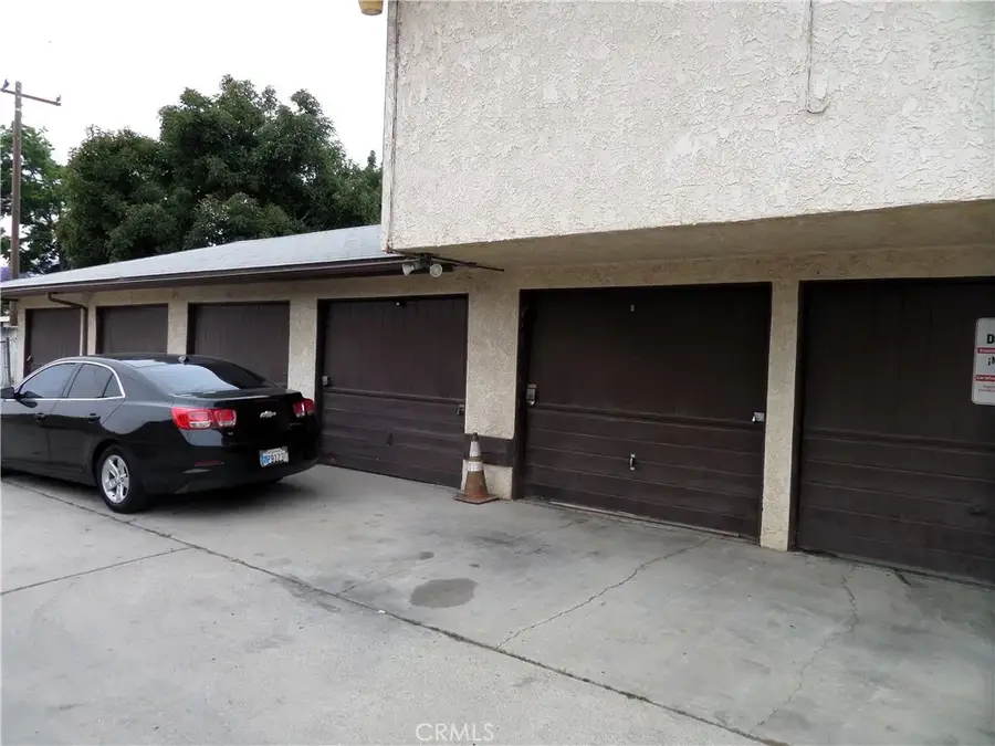 414 E 61st, Long Beach, CA 90805 - #3