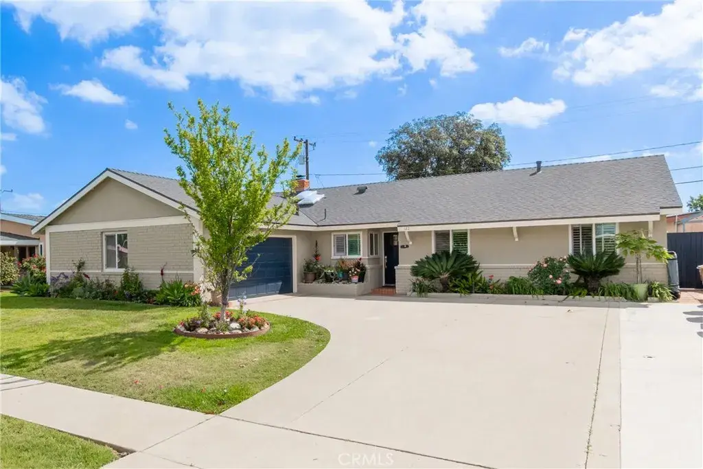 122 N Carousel, Anaheim, CA 92806 - #1