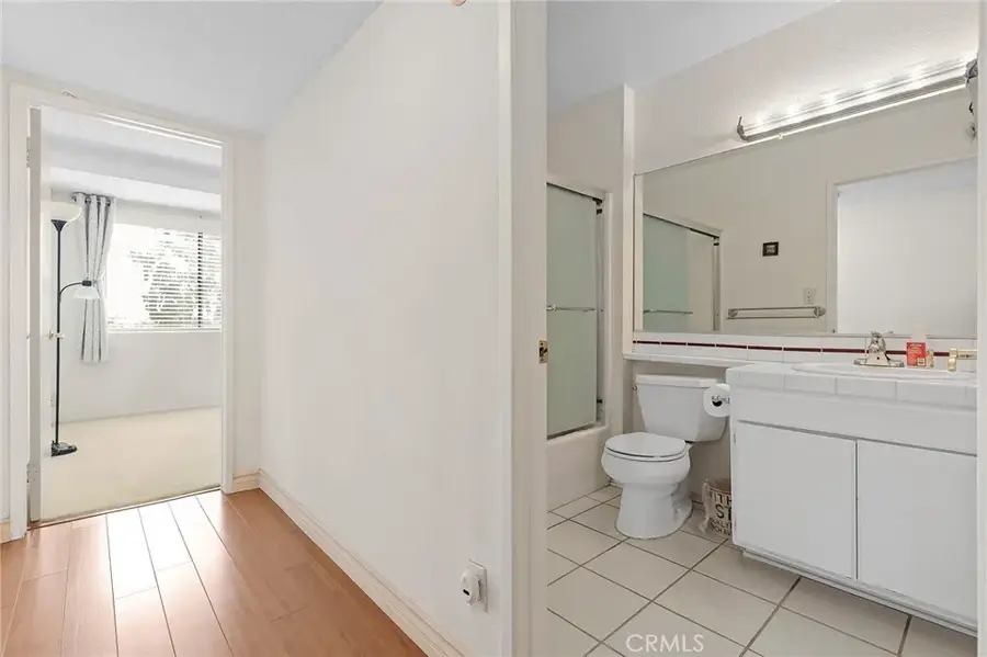12536 Burbank Boulevard #3, Valley Village, CA 91607 - #2