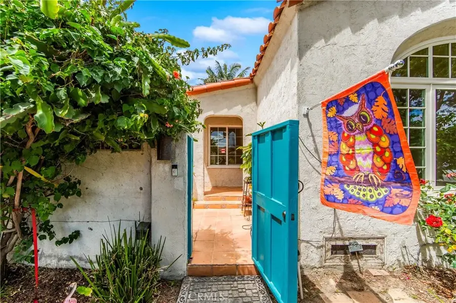 2835 Chestnut Avenue, Long Beach, CA 90806 - #2