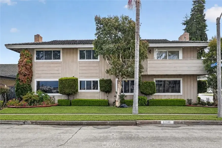 17188 Edgewater, Huntington Beach, CA 92649 - #2