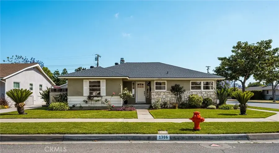 1306 E Rose Avenue, Orange, CA 92867 - #2