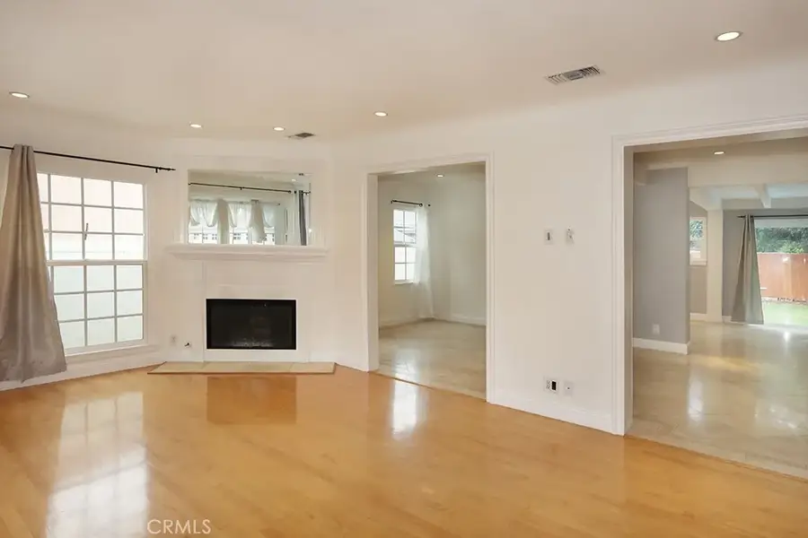 4433 Stern Avenue, Sherman Oaks, CA 91423 - #3