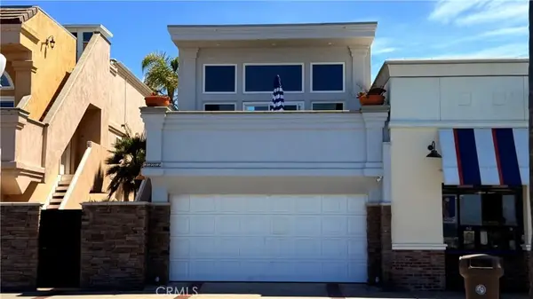 2202 W Oceanfront, Newport Beach, CA 92663