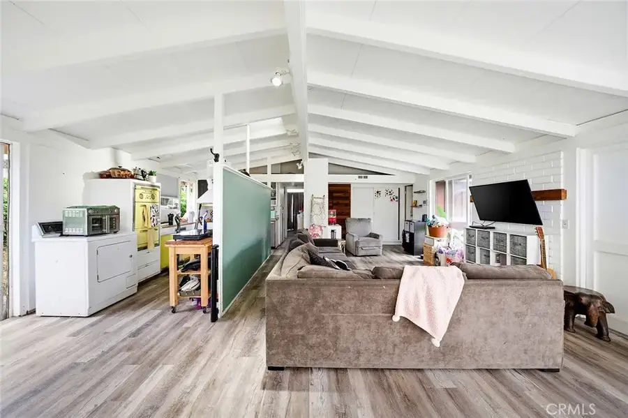 3026 Stevely Avenue, Long Beach, CA 90808 - #3