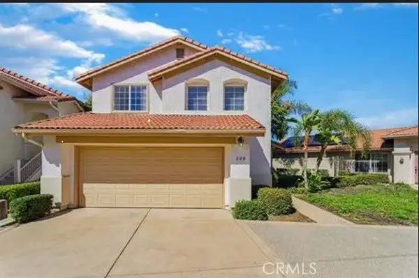 200 River Rock Court, Santee, CA 92071