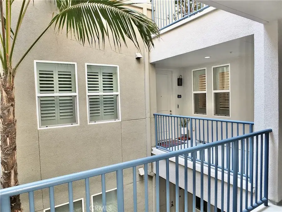 300 E 4th #215, Long Beach, CA 90802 - #3