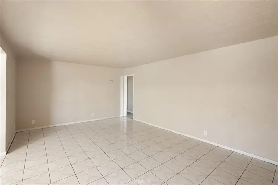2114 Orange Avenue, Santa Ana, CA 92707 - #3