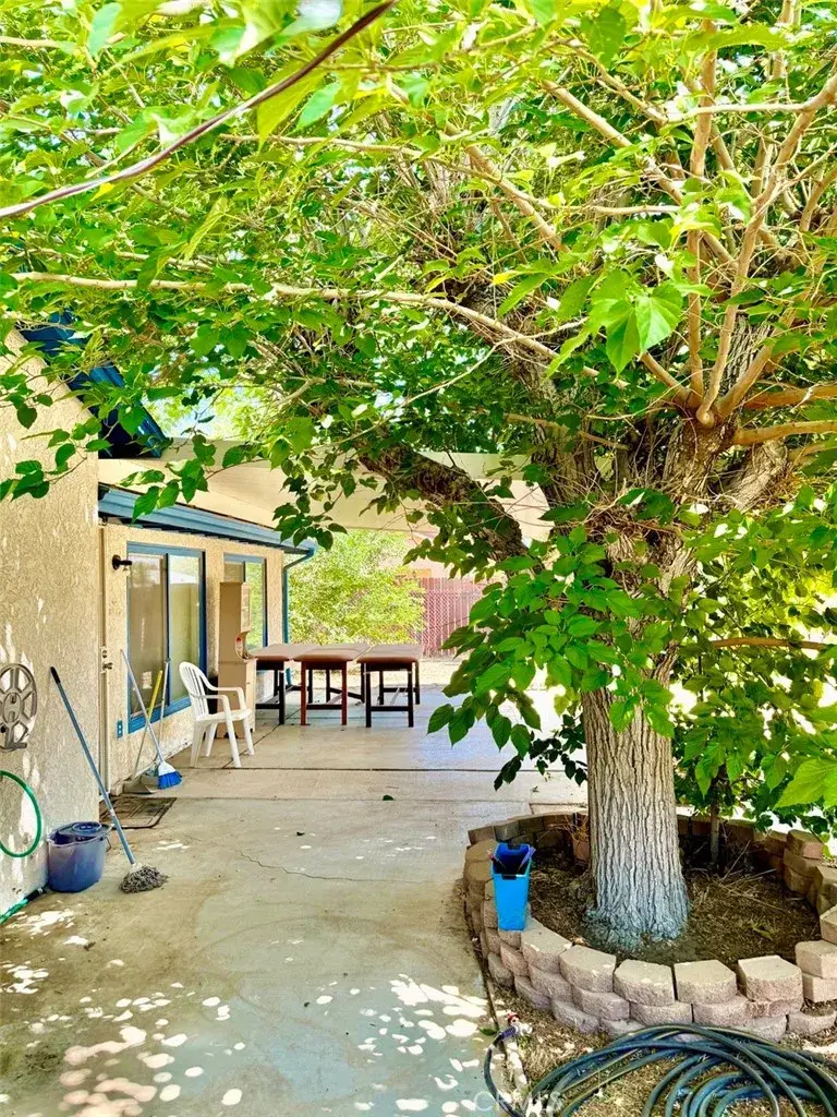 9327 9th, Hesperia, CA 92345 - #3