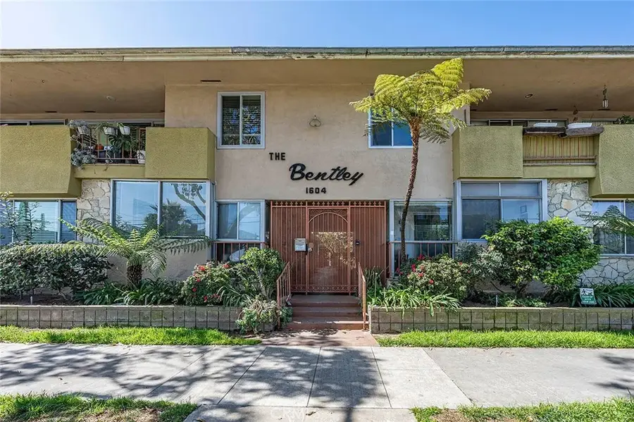 1604 2nd Street #1F, Long Beach, CA 90802 - #2