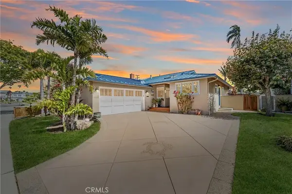 800 Driftwood Avenue, Seal Beach, CA 90740