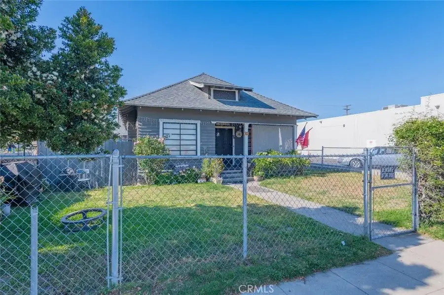 322 W B, Ontario, CA 91762 - #2