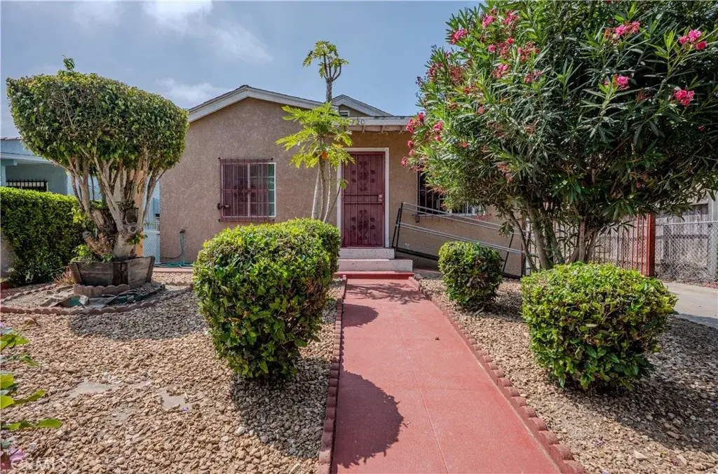 720 E 95th St, Los Angeles, CA 90002 - #1