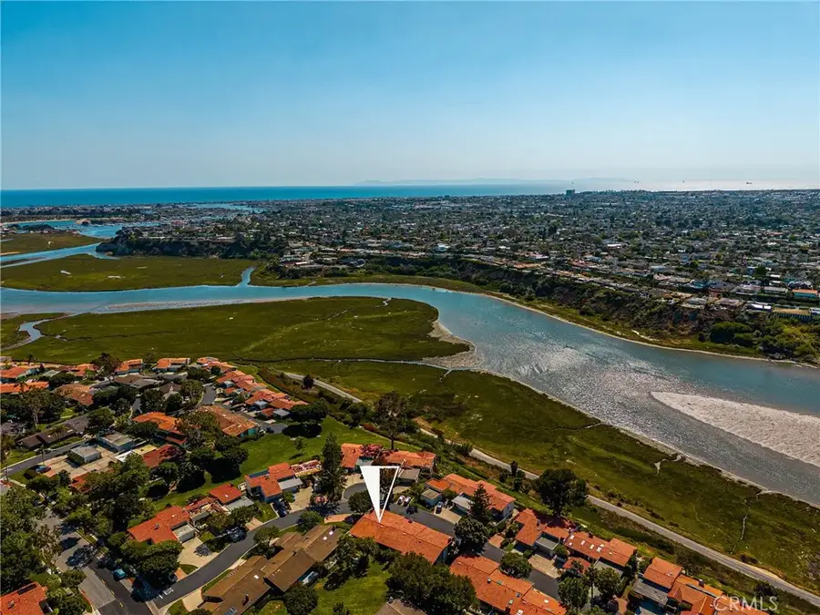 2108 Vista Entrada, Newport Beach, CA 92660 - #3