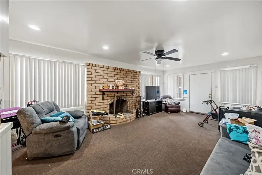 407 S Vancouver Avenue, Los Angeles, CA 90022 - #2