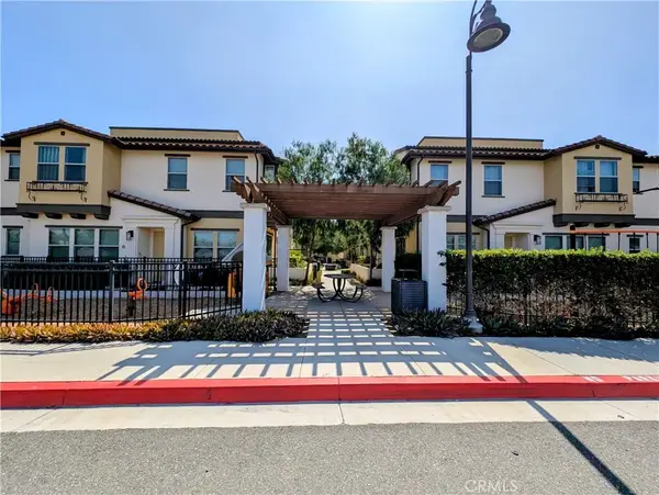 3810 W Kent Avenue #4, Santa Ana, CA 92704