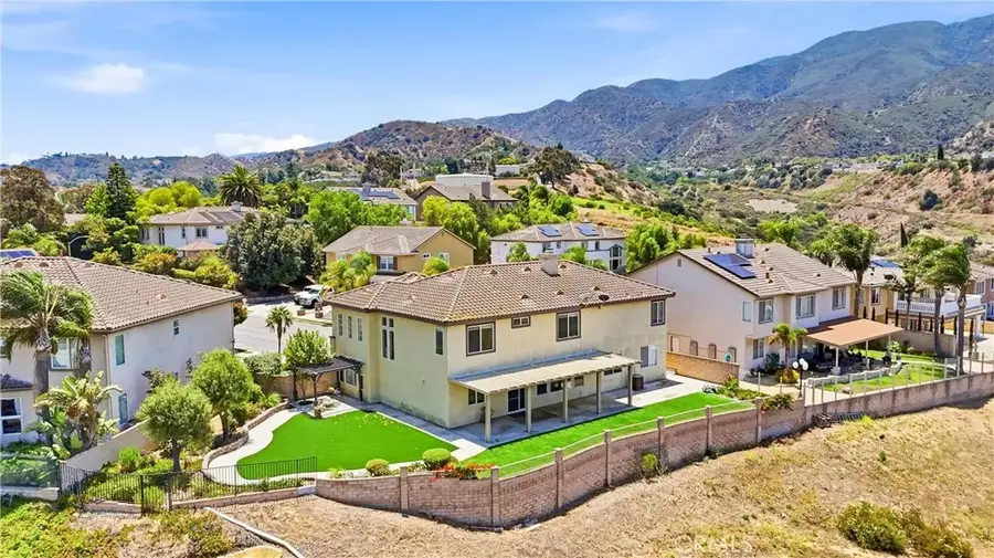 950 Manor Way, Corona, CA 92882 - #2