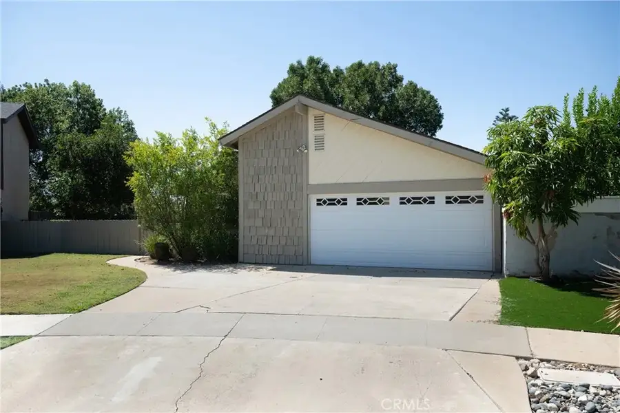 1589 Camelot, Corona, CA 92882 - #2