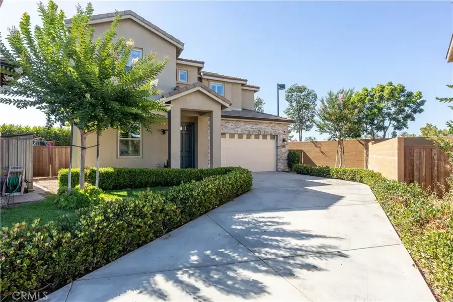 6301 Rancho Caballo, Paramount, CA 90723 - #2