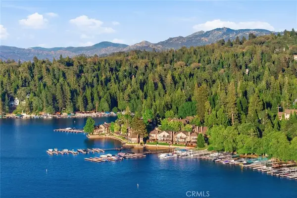 184 State Hwy 173 #22, Lake Arrowhead, CA 92352