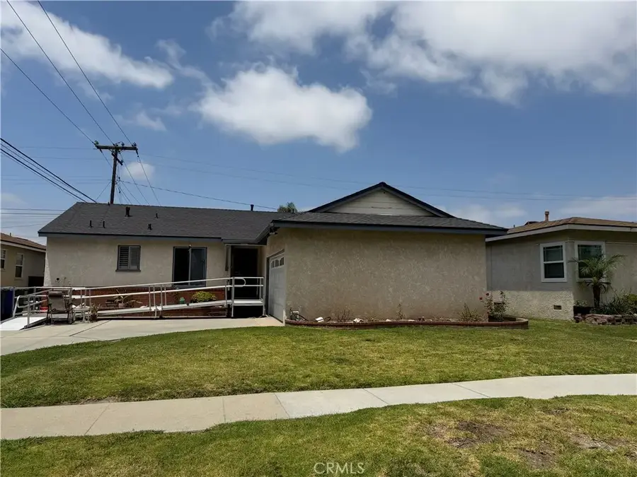 5749 Fanwood, Lakewood, CA 90713 - #2