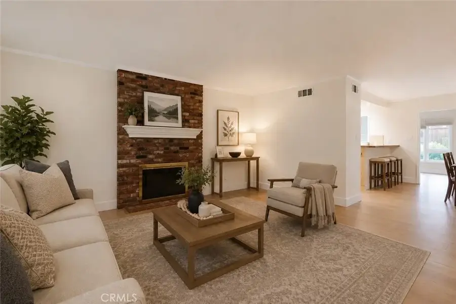 371 Manila, Long Beach, CA 90814 - #3