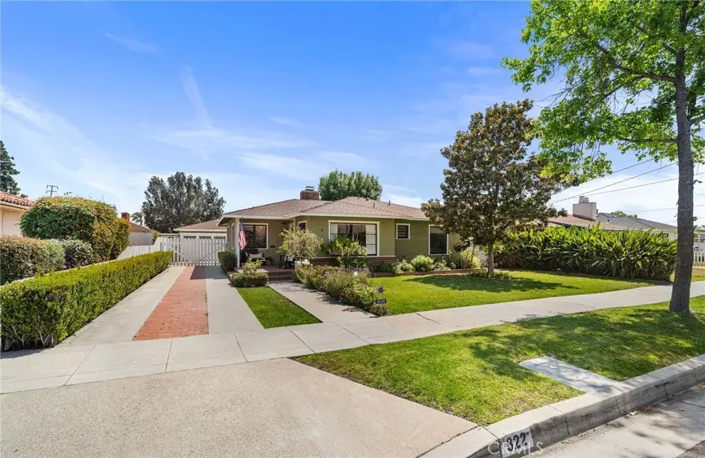 822 E Walnut Avenue, Orange, CA 92867 - #1