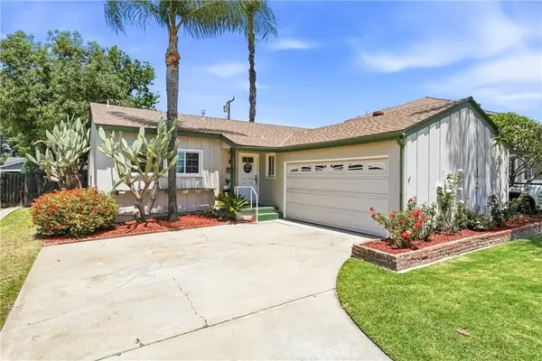 331 E Barkley, Orange, CA 92867