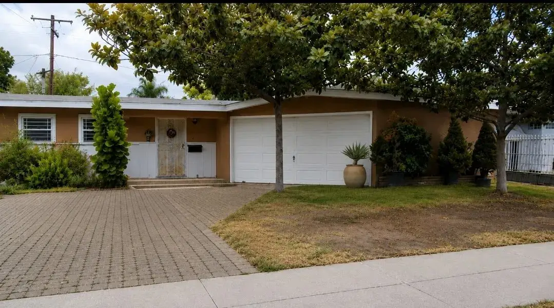 1345 E Romneya, Anaheim, CA 92805 - #1