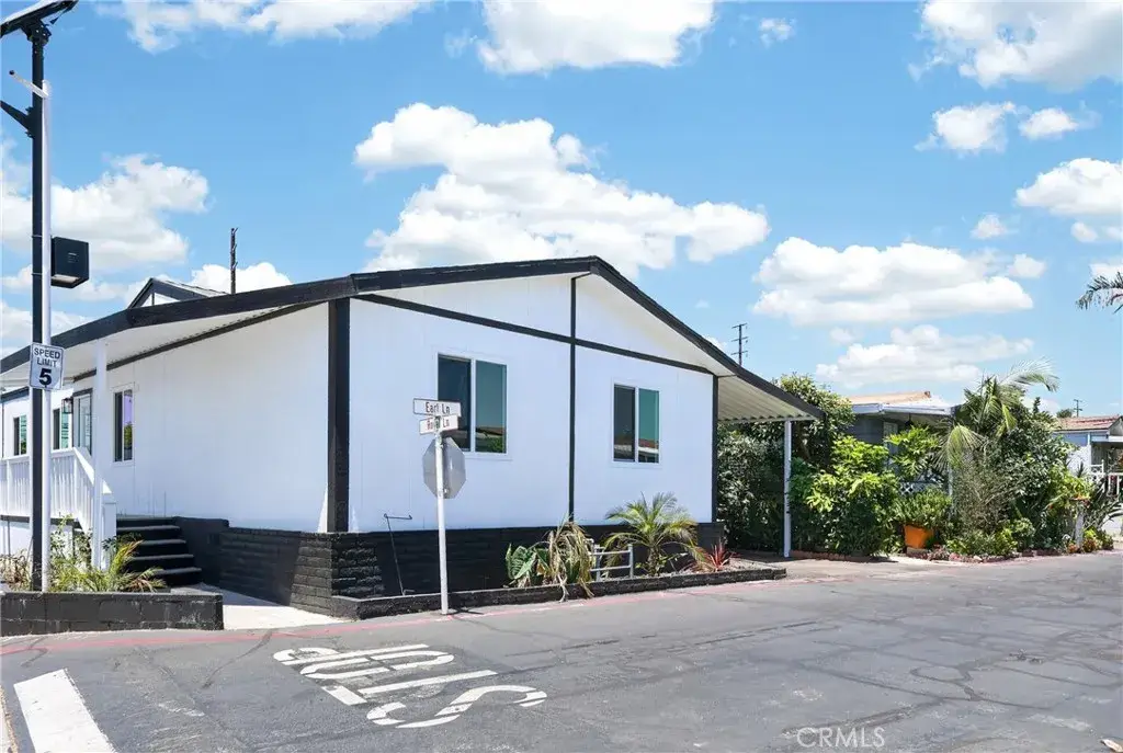 215 S Sullivan #220, Santa Ana, CA 92704 - #1